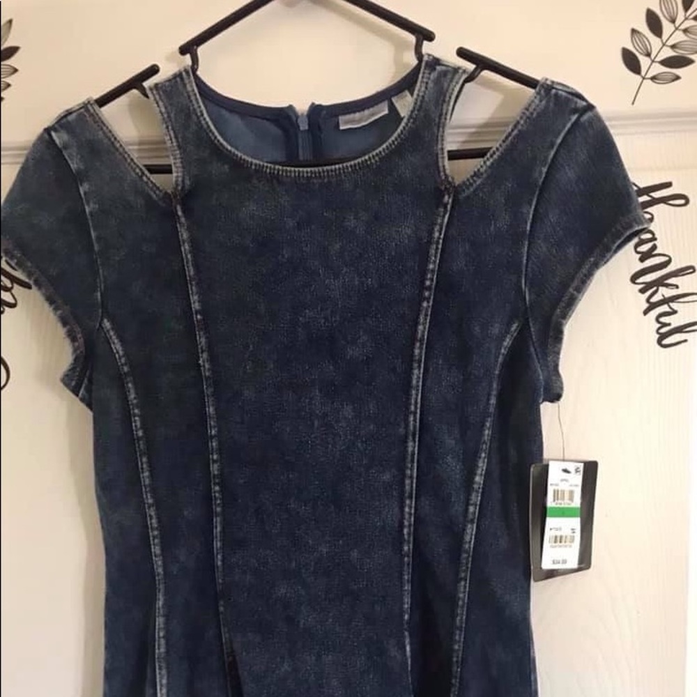 Blusa estilo mezclilla🥰,completamente nueva!!!
